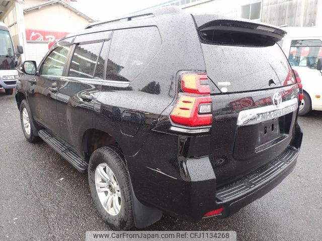 toyota land-cruiser-prado 2017 -TOYOTA--Land Cruiser Prado LDA-GDJ150W--GDJ150-0021821---TOYOTA--Land Cruiser Prado LDA-GDJ150W--GDJ150-0021821- image 2