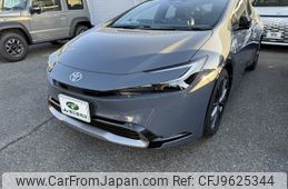 toyota prius 2024 -TOYOTA--Prius 6AA-MXWH65--MXWH***---TOYOTA--Prius 6AA-MXWH65--MXWH***-