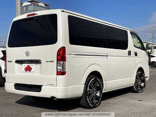 toyota hiace-van 2018 504928-926976 image 2