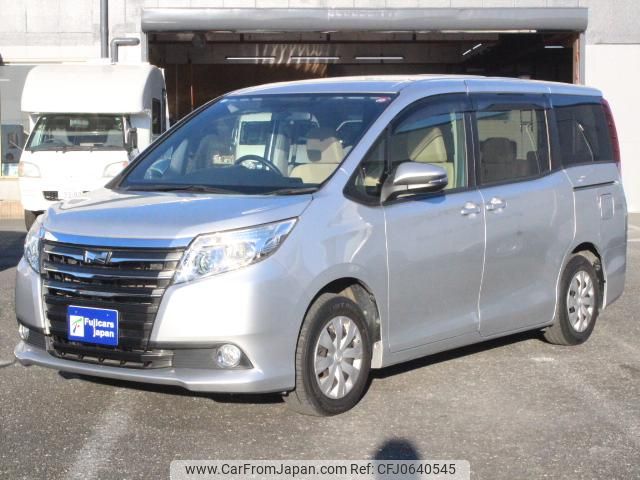 toyota noah 2014 GOO_JP_700056095530250113001 image 1