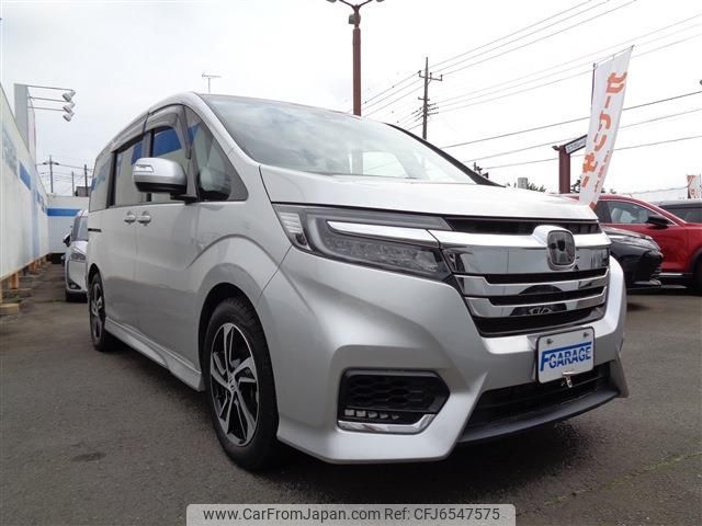 honda stepwagon 2018 CFJ6547575 image 2