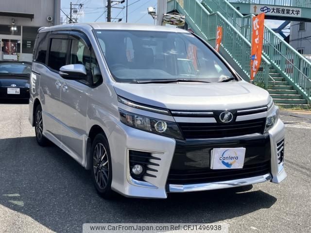 toyota voxy 2014 CFJ1496938 image 1