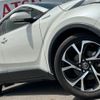 toyota c-hr 2017 quick_quick_ZYX10_ZYX10-2076050 image 11