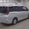 toyota noah 2021 quick_quick_6AA-ZWR80G_0515130 image 6