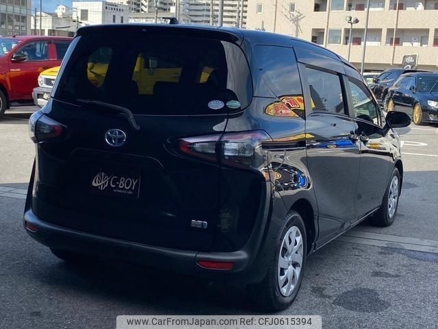 toyota sienta 2015 -TOYOTA--Sienta NHP170G--NHP170-7027958---TOYOTA--Sienta NHP170G--NHP170-7027958- image 2