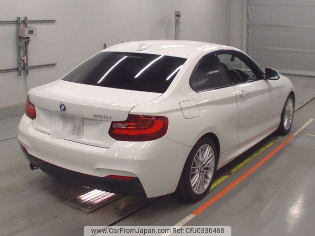 bmw 2-series 2015 -BMW 【練馬 302て720】--BMW 2 Series 1J20-WBA1J12000V262024---BMW 【練馬 302て720】--BMW 2 Series 1J20-WBA1J12000V262024- image 2