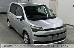 toyota spade 2013 CFJ1815670