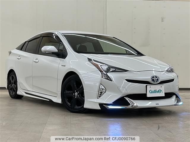 toyota prius 2016 -TOYOTA--Prius DAA-ZVW55--ZVW55-8024107---TOYOTA--Prius DAA-ZVW55--ZVW55-8024107- image 1