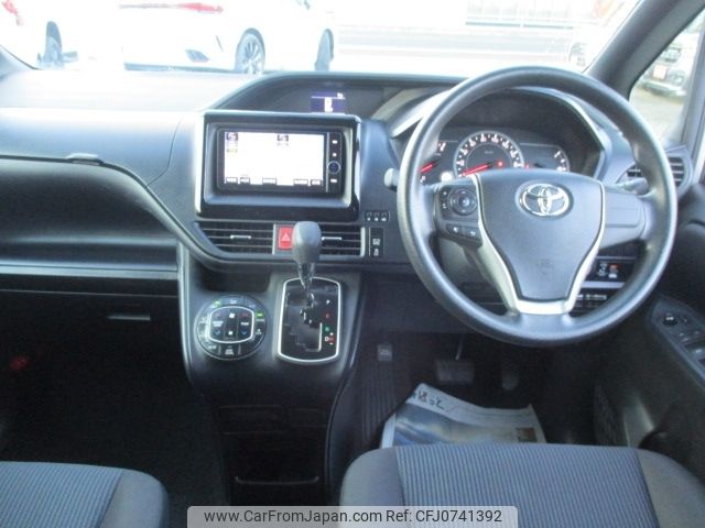 toyota voxy 2014 -TOYOTA--Voxy DBA-ZRR80G--ZRR80-0069961---TOYOTA--Voxy DBA-ZRR80G--ZRR80-0069961- image 2