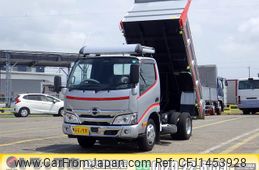 hino dutro 2022 GOO_NET_EXCHANGE_0206393A30250721W001