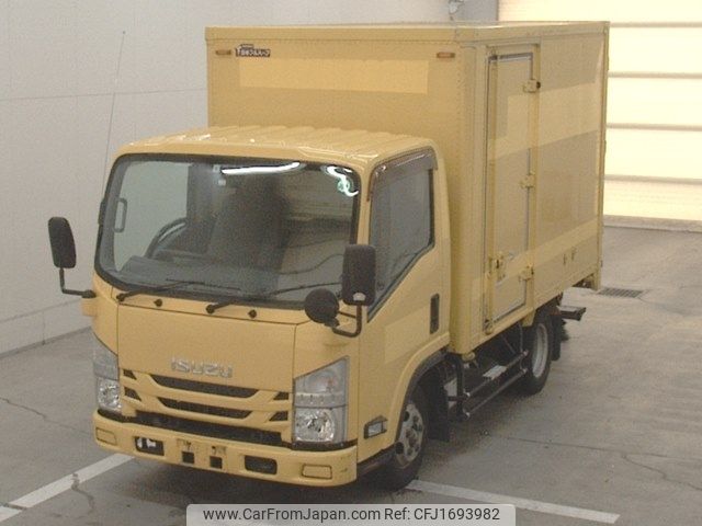isuzu elf-truck 2015 CFJ1693982 image 1