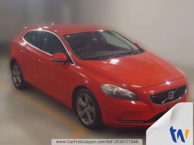 volvo v40 2013 -VOLVO--Volvo V40 DBA-MB4164T--YV1MV485BD2029645---VOLVO--Volvo V40 DBA-MB4164T--YV1MV485BD2029645- image 1