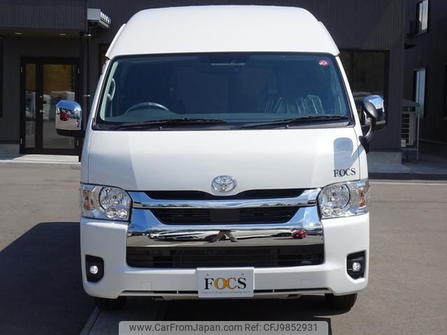 toyota hiace-van 2025 GOO_JP_700120021230240603001 image 1