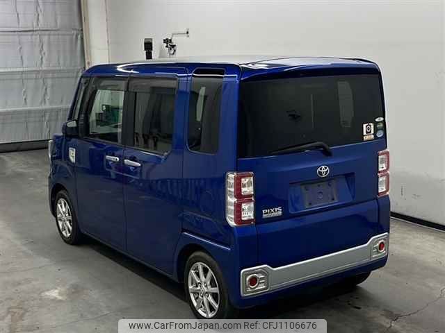toyota pixis-mega 2016 -TOYOTA--Pixis Mega LA700A-0004139---TOYOTA--Pixis Mega LA700A-0004139- image 2