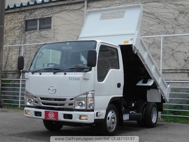 mazda titan 2022 quick_quick_2RG-LKR88AD_LKR88-7000553 image 1