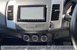 mitsubishi outlander 2011 CFJ1880989