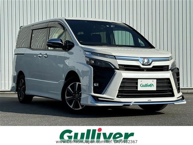 toyota voxy 2018 -TOYOTA--Voxy DBA-ZRR80W--ZRR80-0396037---TOYOTA--Voxy DBA-ZRR80W--ZRR80-0396037- image 1