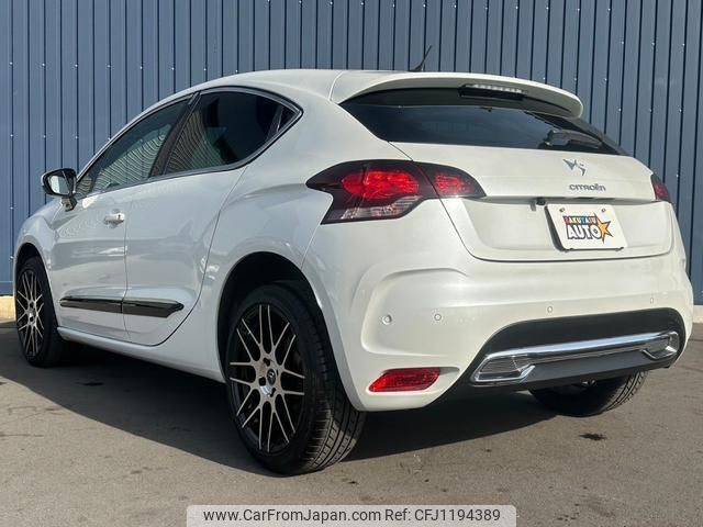 citroen ds4 2013 quick_quick_B7C5F03S_VF7NX5FU8DY511083 image 2