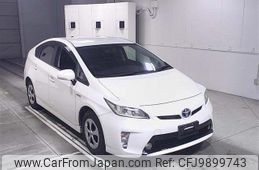 toyota prius 2013 -TOYOTA--Prius ZVW30-5604374---TOYOTA--Prius ZVW30-5604374-