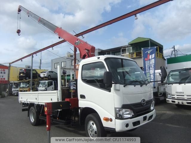 hino dutro 2016 GOO_NET_EXCHANGE_0801198A30250521W001 image 1