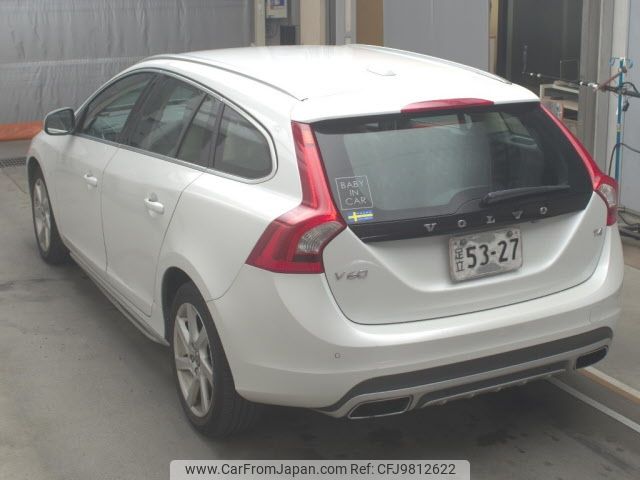 volvo v60 2013 -VOLVO--Volvo V60 FB4164T-E1153366---VOLVO--Volvo V60 FB4164T-E1153366- image 2