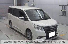 toyota noah 2014 CFJ1563876