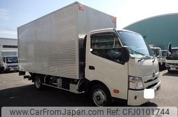 hino dutro 2024 GOO_NET_EXCHANGE_0707934A30240809W001