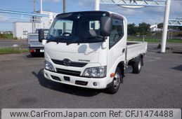 hino dutro 2017 CFJ1474488
