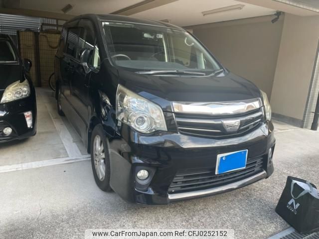 toyota noah 2013 -TOYOTA--Noah DBA-ZRR70W--ZRR70-0551025---TOYOTA--Noah DBA-ZRR70W--ZRR70-0551025- image 2