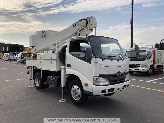 hino dutro 2014 GOO_NET_EXCHANGE_0403859A30250628W001 image 1