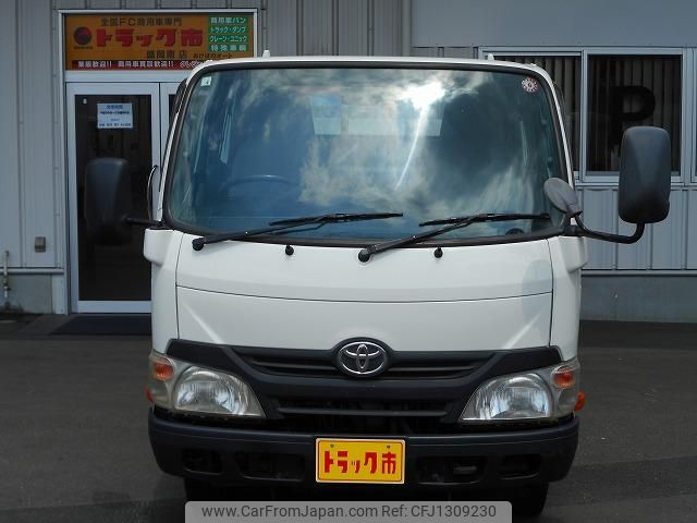 toyota dyna-truck 2012 CFJ1309230 image 2
