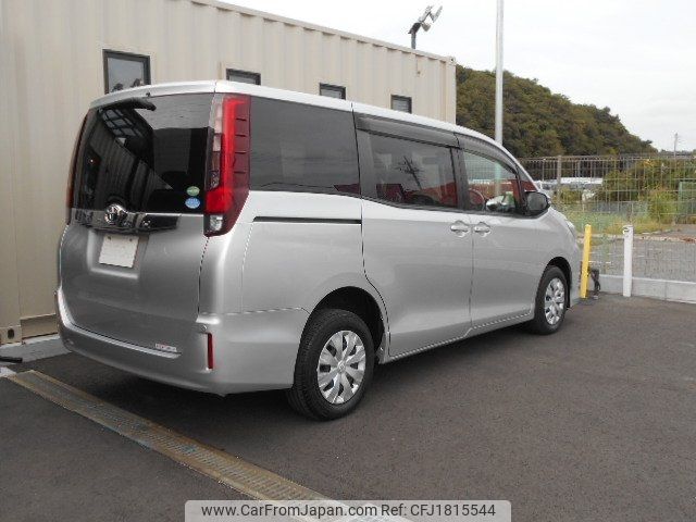 toyota noah 2015 CFJ1815544 image 2