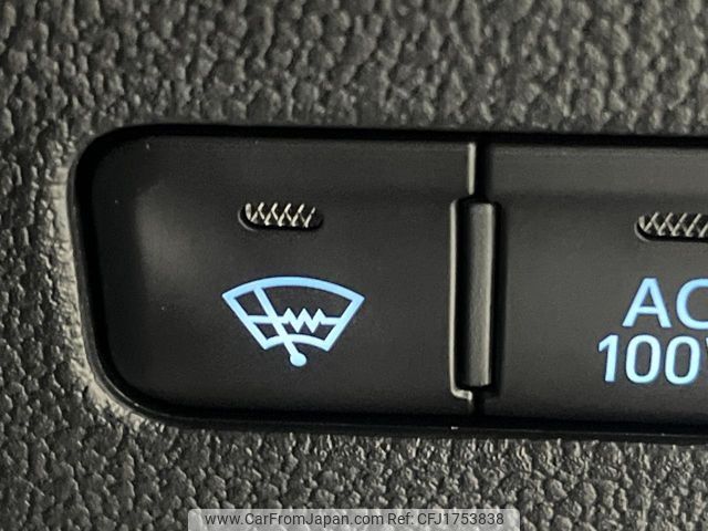 toyota prius 2022 CFJ1753838 image 2
