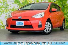 toyota aqua 2012 CFJ1613052