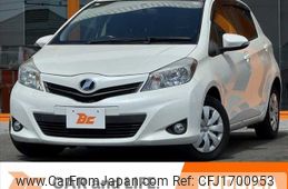 toyota vitz 2012 CFJ1700953