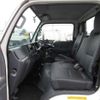 isuzu elf-truck 2017 CFJ0193141 image 25