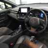 toyota c-hr 2017 quick_quick_DAA-ZYX10_ZYX10-2070808 image 3