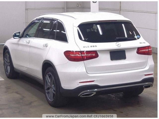 mercedes-benz glc-class 2016 CFJ1665958 image 2