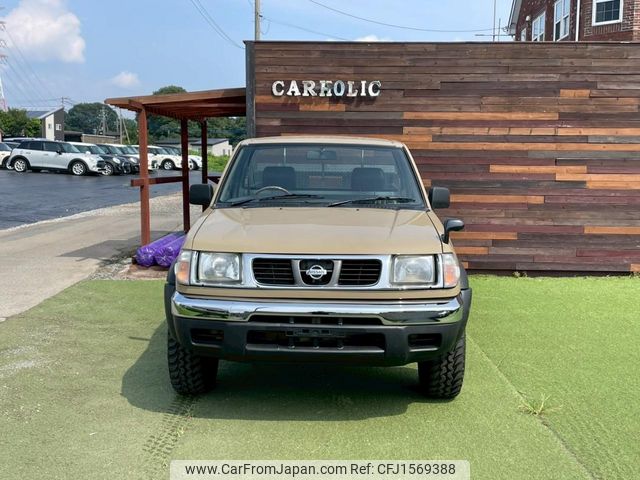 nissan dutsun-truck 1997 CFJ1569388 image 2