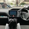 toyota noah 2018 CFJ1656876 image 12