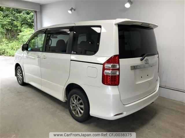 toyota noah 2013 -TOYOTA--Noah ZRR75W--0108844---TOYOTA--Noah ZRR75W--0108844- image 2