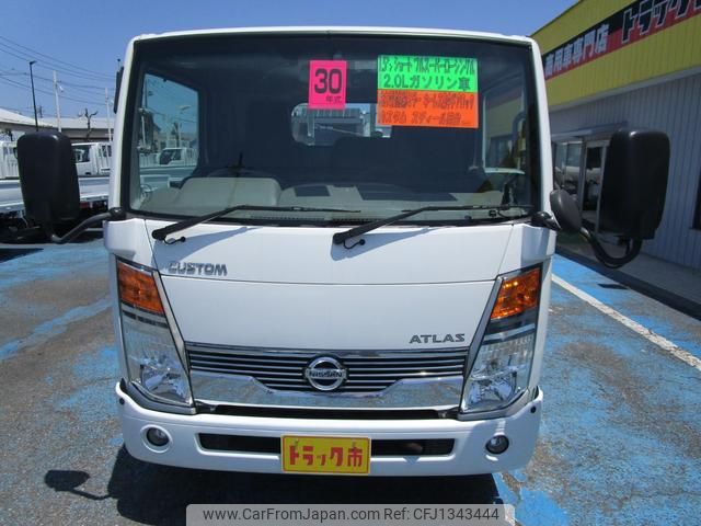 nissan atlas 2018 CFJ1343444 image 2