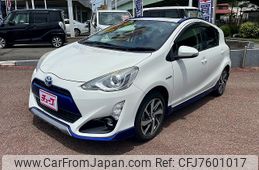 toyota aqua 2016 CFJ7601017