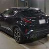 toyota c-hr 2017 quick_quick_DAA-ZYX10_ZYX10-2040459 image 5