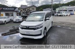 toyota voxy 2014 GOO_JP_700120076730250525001