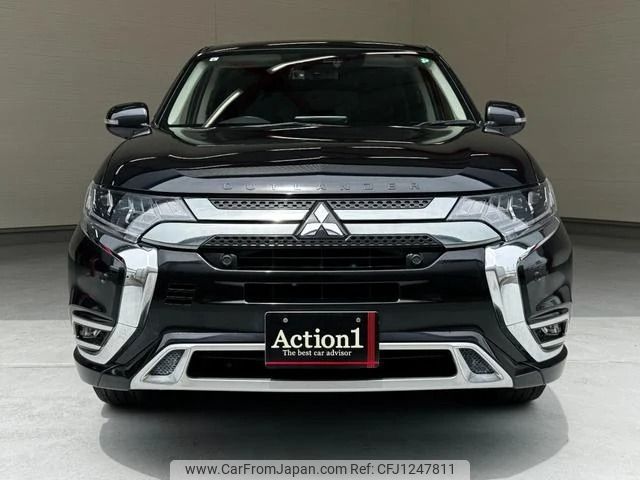 mitsubishi outlander-phev 2019 30 image 2