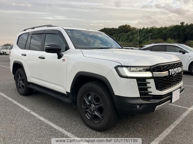 toyota land-cruiser 2023 CFJ1751159 image 1