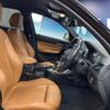 bmw 1-series 2018 quick_quick_1S20_WBA1S520X05K17693 image 9