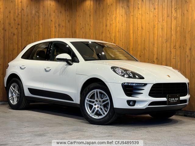 porsche macan 2017 GOO_JP_700055086030240217001 image 1