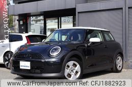 mini mini-others 2024 CFJ1882923